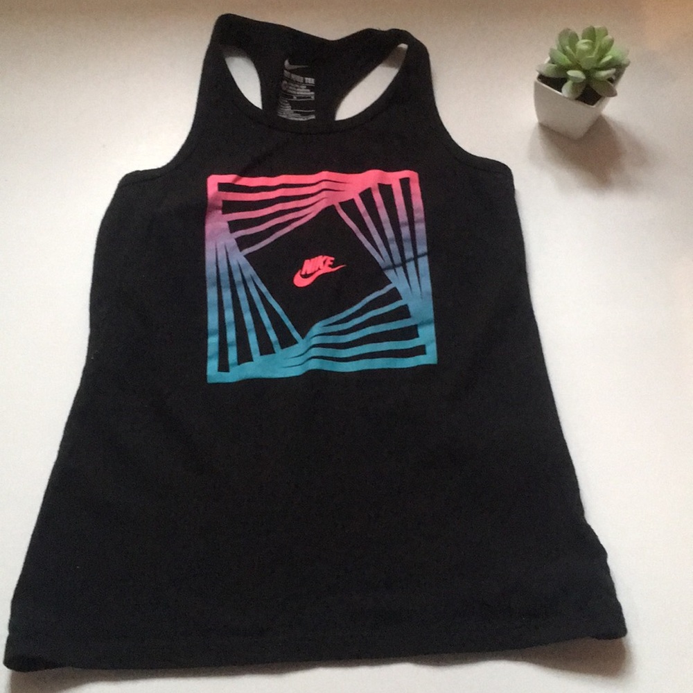 NEW NEVER WORN Nike Tank Top